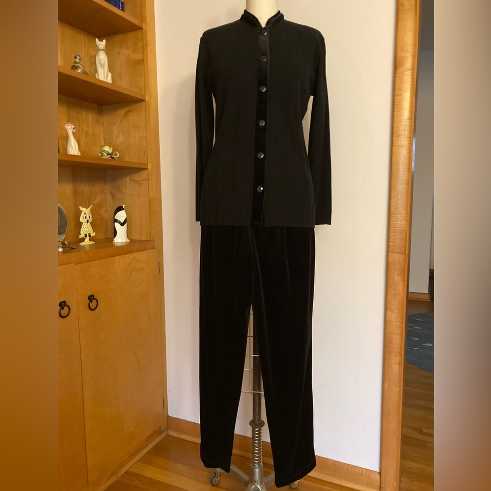 Adolfo Lambs Wool Blend Pant Set Soft Velvet Velour Detail Mandarin Collar Goth